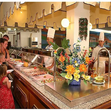 Hotel Caribe 3*
