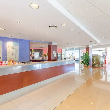 Hotel Caribe 3*